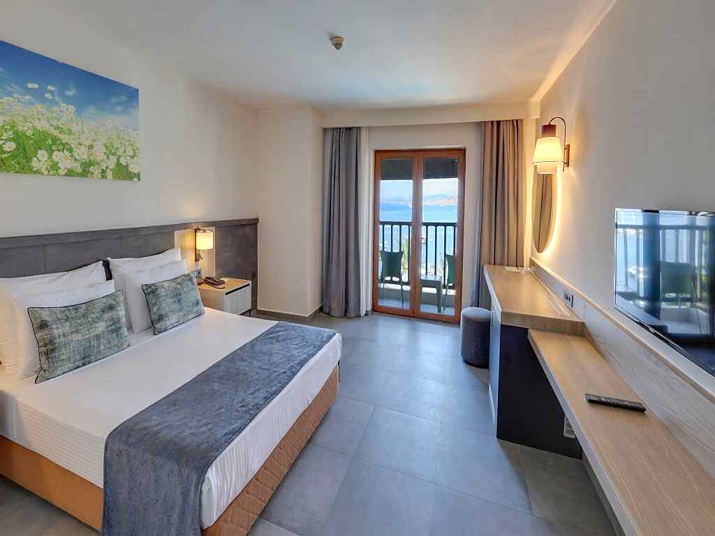 Deniz Manzaralı Standart Oda